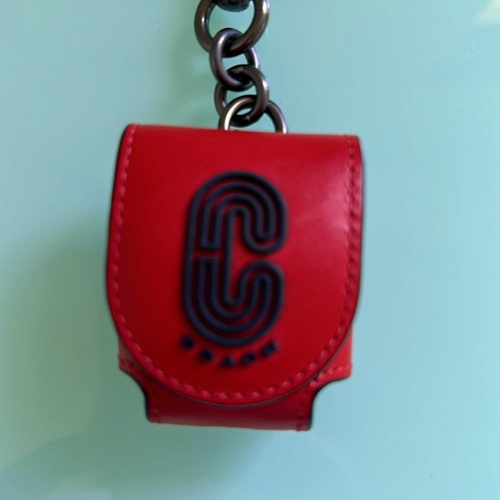 Coach Leather Wireless EarPod Case Holder Snap Closure  Attached Key Ring